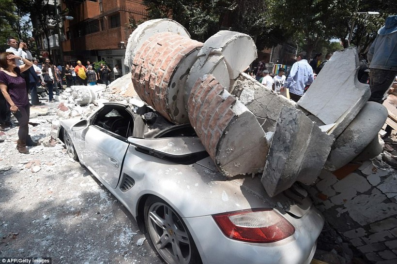 Cận cảnh thảm họa động đất cướp đi sinh mạng hơn 100 người ở Mexico
