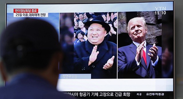 Tổng thống Mỹ Donald Trump và Nhà lãnh đạo Triều Tiên Kim Jong-un trên truyền hình