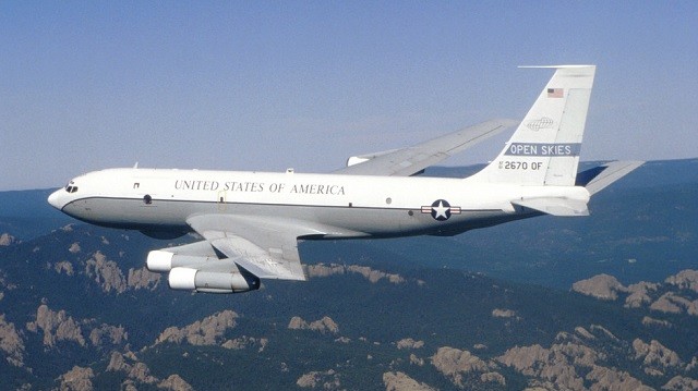 Máy bay Mỹ USAF Boeing OC-135B
