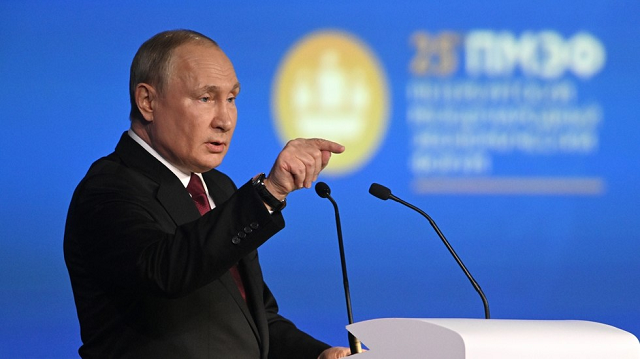  Tổng thống Nga Putin tại Diễn đàn Kinh tế Quốc tế St.Petersburg.