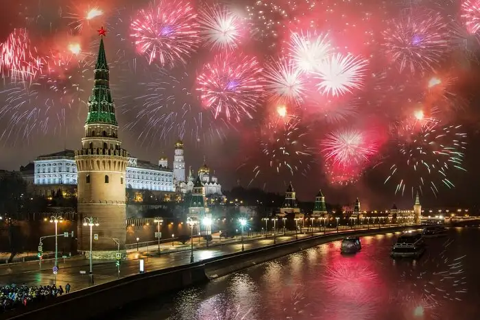 Pháo hoa trong một sự kiện đón năm mới ở Nga.