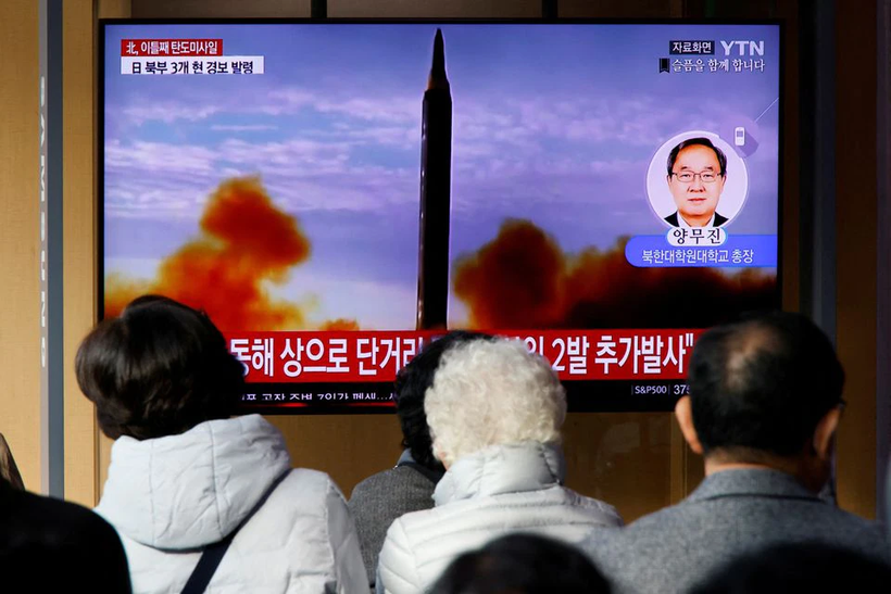Triều Tiên phóng tên lửa.