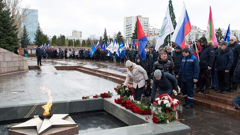 Lễ tưởng niệm quân nhân Nga thiệt mạng trong thảm kịch Makiivka.