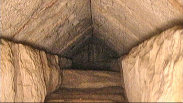 Một căn phòng có niên đại khoảng 4.500 năm đã được phát hiện.
