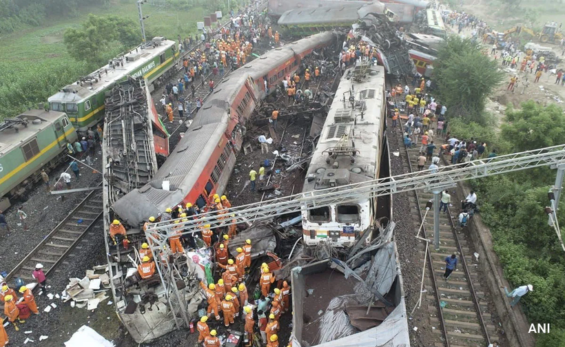 Một trong những vụ tai nạn thảm khốc nhất Ấn Độ.