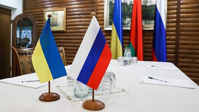Bộ trưởng Ukraine nêu cơ hội đàm phán, chấm dứt xung đột 