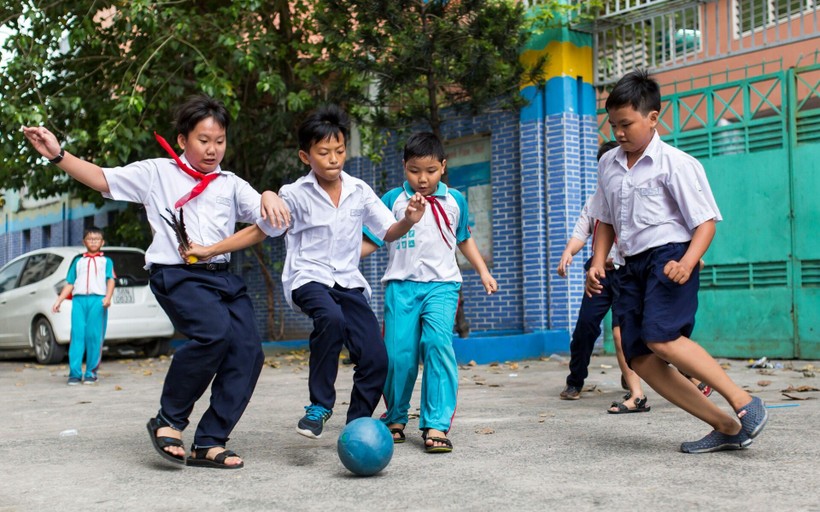 Báo Anh nêu lý do trẻ em Việt Nam học giỏi vượt trội  ảnh 3