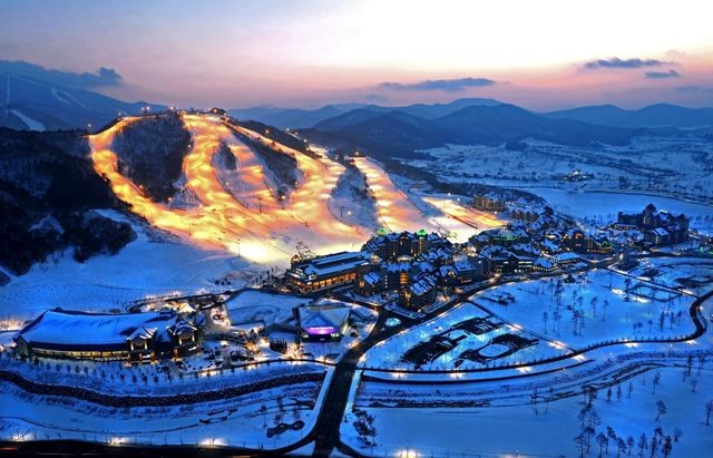 Alpensia Ski Resort - một trong những khu trượt tuyết hiện đại và nổi tiếng nhất Hàn Quốc