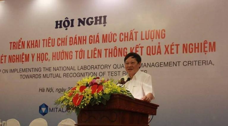 Thứ trưởng Bộ Y tế Nguyễn Việt Tiến phát biểu tại Hội nghị