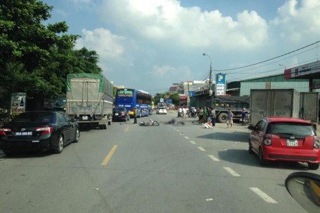 Vụ tai nạn nghiêm trọng xảy ra tại xã Kim Động, Hưng Yên. Ảnh theo Baomới.com