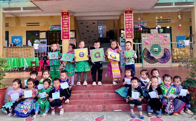Học sinh Trường Mầm non xã Suối Giàng đa phần là người đồng bào dân tộc Mông.