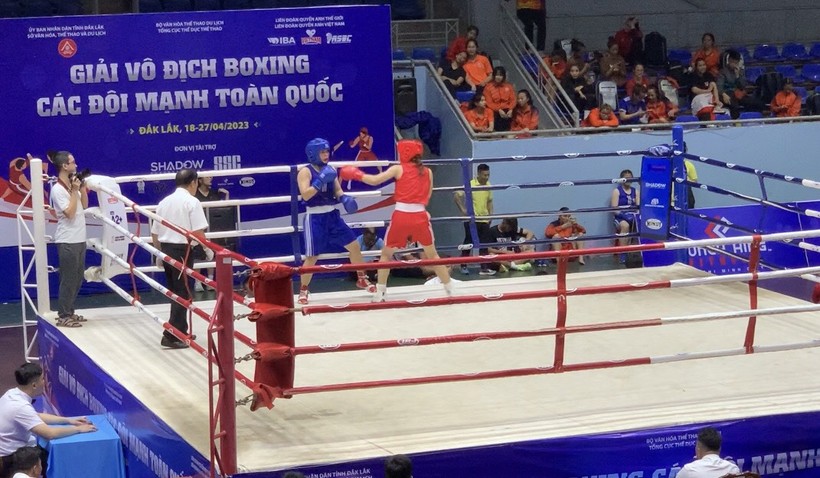 Nữ sinh người Thái đam mê môn võ Boxing ảnh 2
