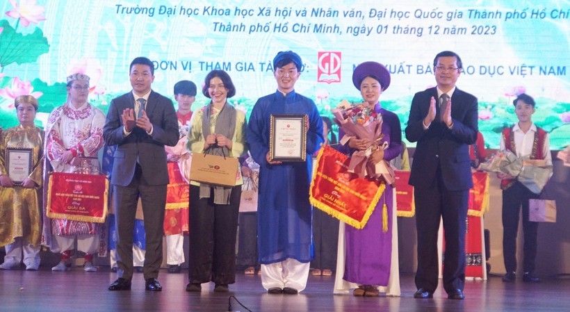 Giải Nhất thuộc về đội Trường Đại học Khoa học Xã hội và Nhân văn, Đại học Quốc gia Hà Nội.