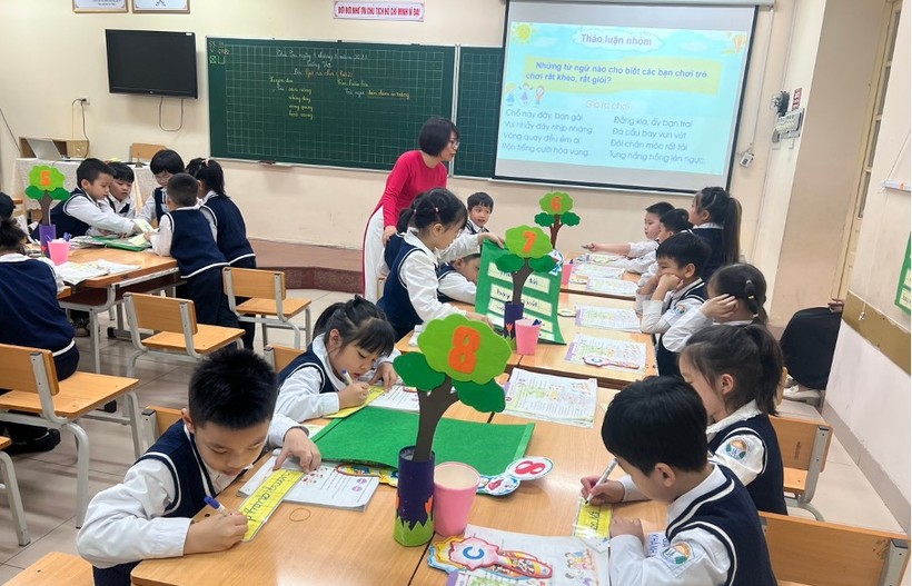 Giáo dục Tiểu học quận Hoàn Kiếm đoạt giải Nhất tại hội thi giáo viên dạy giỏi ảnh 4