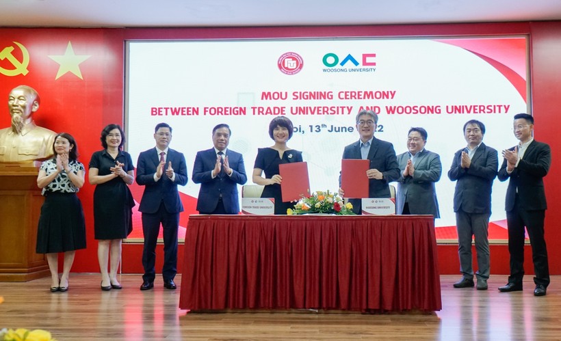 Các bên ký kết thỏa thuận hợp tác kết nối các trường đại học Châu Á.