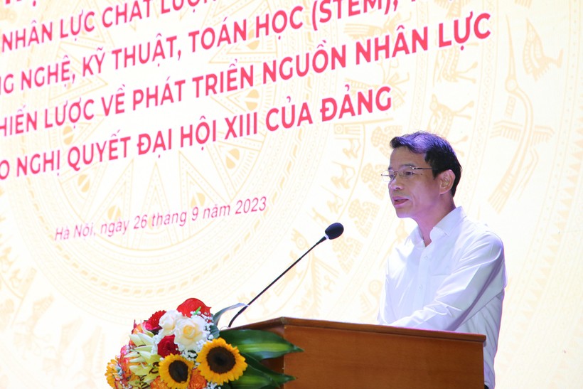 TS Vũ Thanh Mai, Phó Trưởng Ban Tuyên giáo Trung ương phát biểu tại Hội thảo. ảnh 2