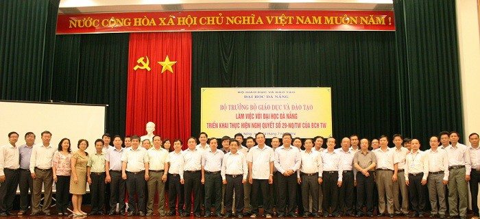 Bộ trưởng Phạm Vũ Luận làm việc với Đại học Đà Nẵng về thực hiện NQ 29-NQ/TW về đổi mới căn bản, toàn diện giáo dục và đào tạo…