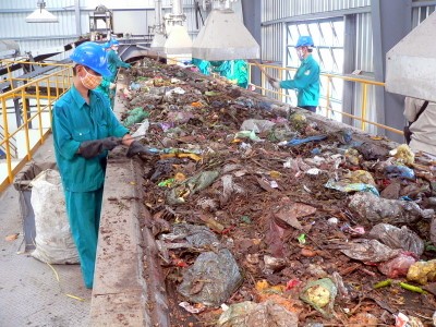 Xử lý rác thải: Chi nhiều tỉ đồng mỗi ngày vẫn chưa có hiệu quả?