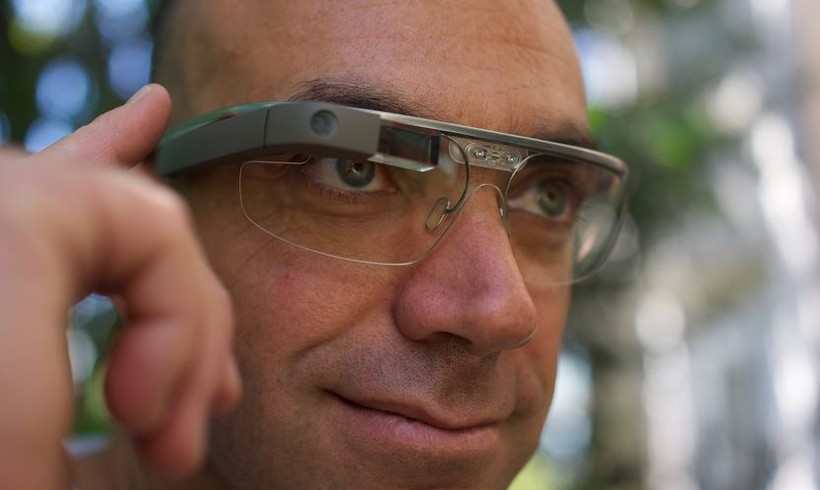 Sếp Apple: Google Glass dành cho người “không bình thường“