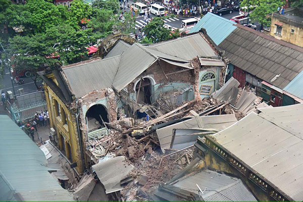 Nguyên nhân sập căn biệt thự cổ tại Hà Nội: Do mưa lớn?