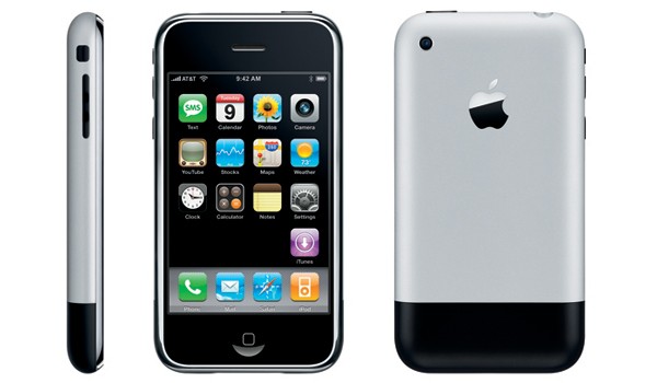 "Choáng" với giá iPhone 2G đắt gấp 34 lần iPhone 7