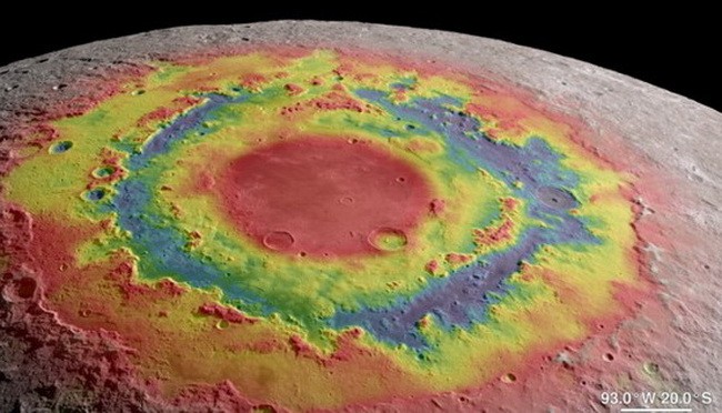 Cùng NASA khám phá tour du lịch Mặt Trăng qua đoạn video 4K