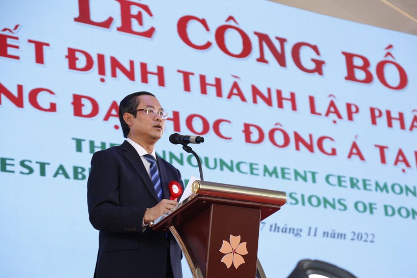 Thứ trưởng Bộ GD&ĐT Nguyễn Văn Phúc phát biểu tại buổi lễ (ảnh: Thành Tâm).