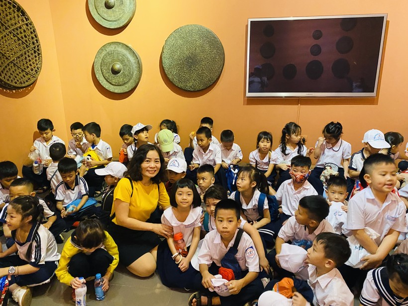 Học sinh vui học qua trải nghiệm Bảo tàng Đắk Lắk ảnh 4