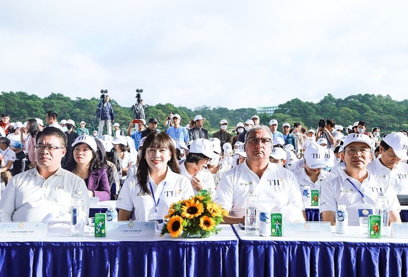 Hàng nghìn học sinh tham gia giải chạy S-Race 2023 tại Lâm Đồng ảnh 2