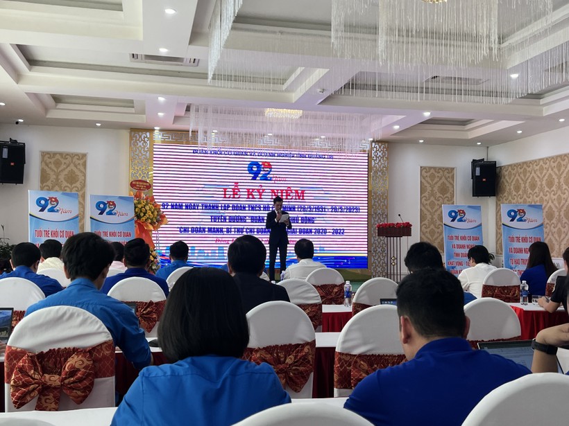 Đoàn thanh niên Công ty Thủy điện tham dự Lễ kỷ niệm 92 năm ngày thành lập Đoàn TNCS Hồ Chí Minh.