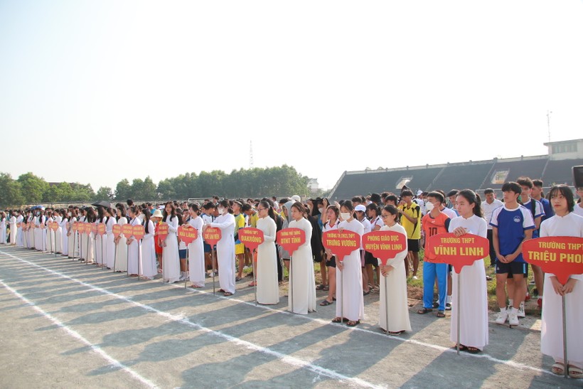 Hơn 1.500 học sinh Quảng Trị tham gia hội thi thể thao ảnh 4