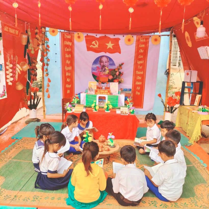 Trường biên giới Quảng Trị tổ chức trại sách cho học sinh ảnh 6