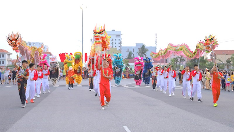 Lễ hội đường phố khởi đầu chuỗi các hoạt động “Tuần Văn hóa - Du lịch Đồng Hới năm 2023”.
