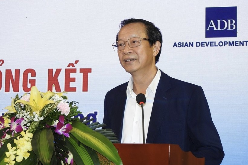 Thứ trưởng Phạm Ngọc Thưởng phát biểu tại hội nghị.