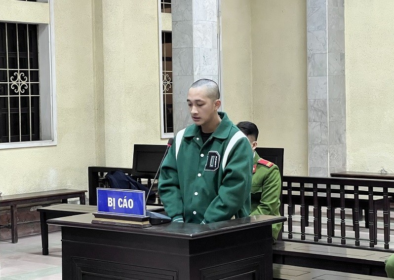 Bị cáo Nguyễn Quang Huy tại phiên tòa xét xử.