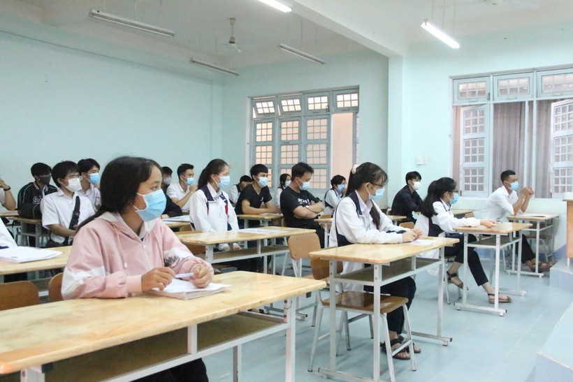 Học sinh lớp 12 tại Kon Tum tham gia Kỳ thi tốt nghiệp THPT 2021 đợt 1.