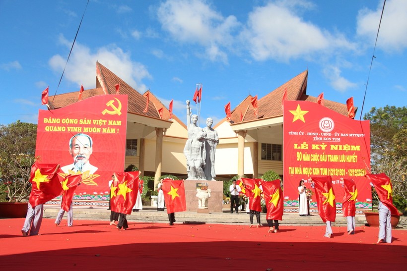 Lễ kỷ niệm 90 năm cuộc đấu tranh Lưu huyết tại nhà ngục Kon Tum (12/12/1931 – 12/12/2021).