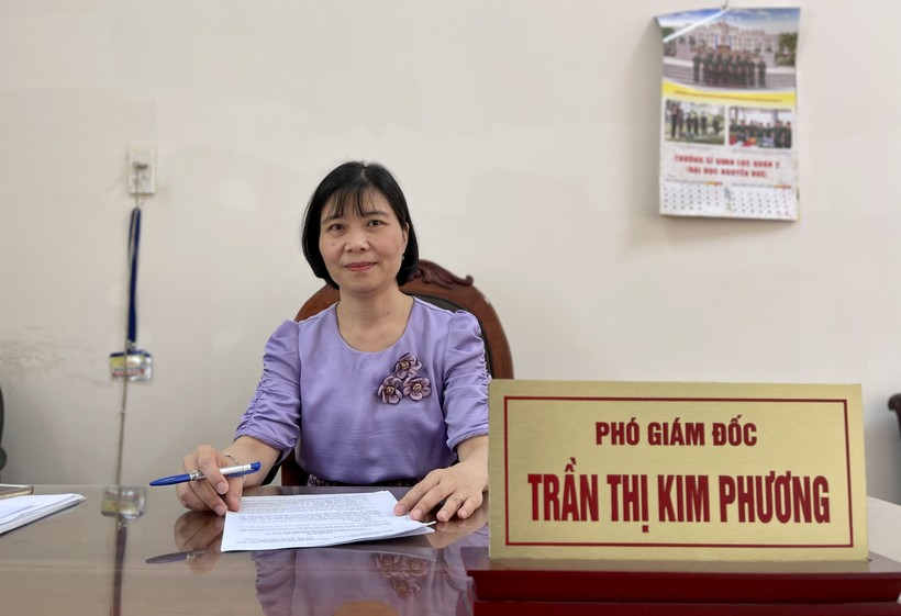 Bà Trần Thị Kim Phương, Phó Giám đốc Bảo tàng - Thư viện tỉnh Kon Tum.