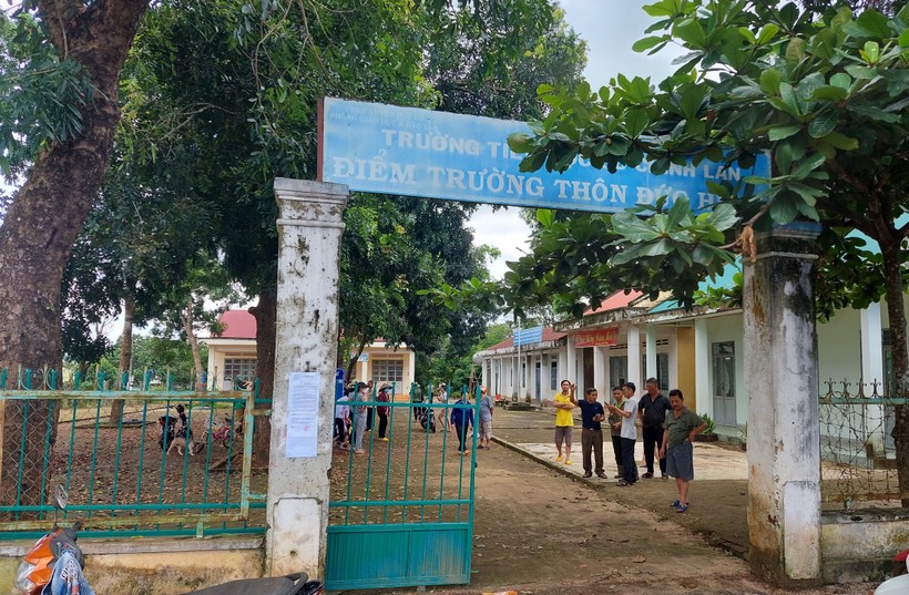 Điểm trường thôn Đức Hưng mà nhiều năm qua học sinh thôn Đức Hưng (xã Ia Nan, huyện Đức Cơ, tỉnh Gia Lai) vẫn theo học. ảnh 1