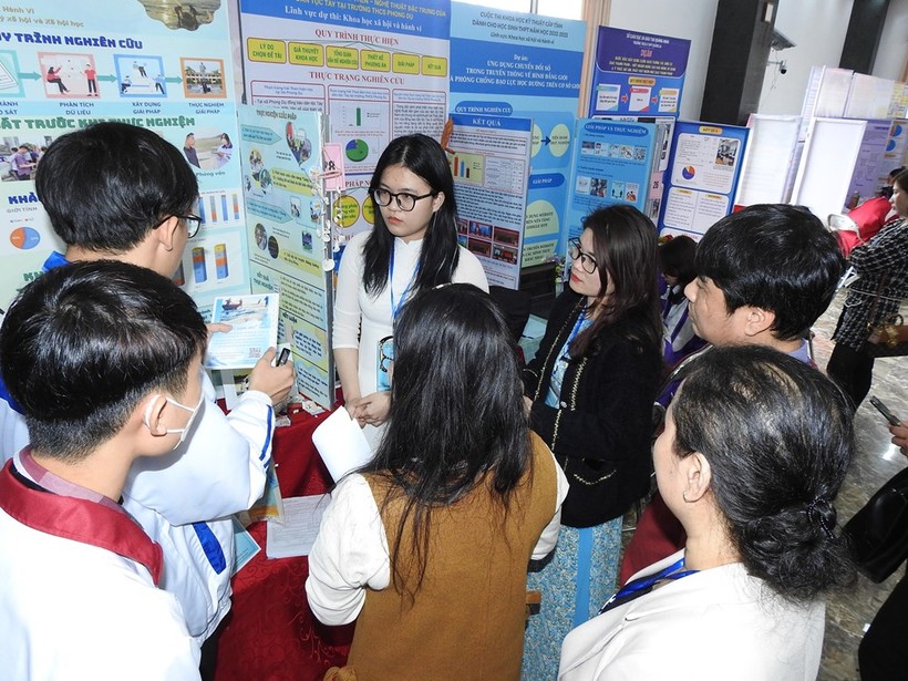 50 dự án đạt giải Cuộc thi Khoa học kỹ thuật học sinh trung học Quảng Ninh ảnh 8