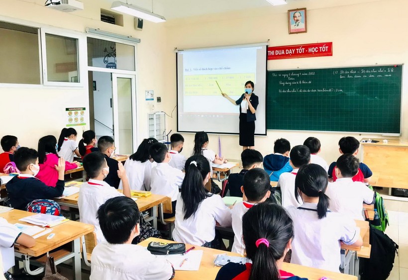 Sở GD&ĐT Hà Nội yêu cầu thực hiện nghiêm túc các điều kiện đảm bảo an toàn phòng, chống dịch và an toàn trường học.