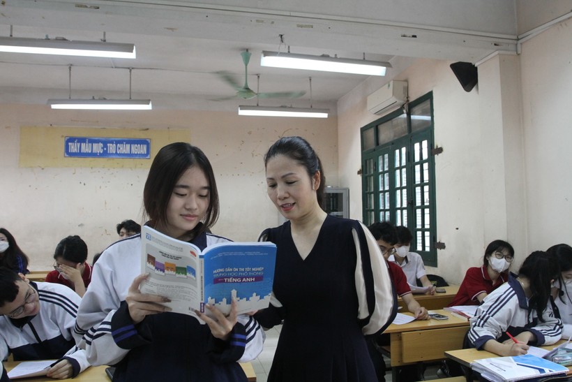 Học sinh Hà Nội tăng tốc ôn thi tốt nghiệp THPT 2023 ảnh 7