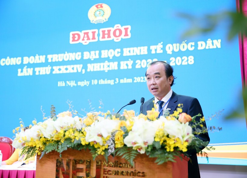 TS Nguyễn Hữu Đồng - Chủ tịch Công đoàn Trường Đại học Kinh tế Quốc dân.