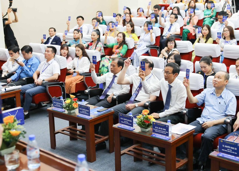 Đại hội Công đoàn Trường ĐH Sư phạm Hà Nội bầu ra 15 đồng chí ảnh 1