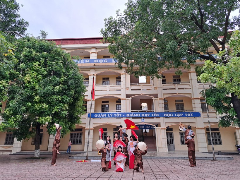 Trường học Hà Nội sẵn sàng cho lễ khai giảng năm học mới ảnh 3