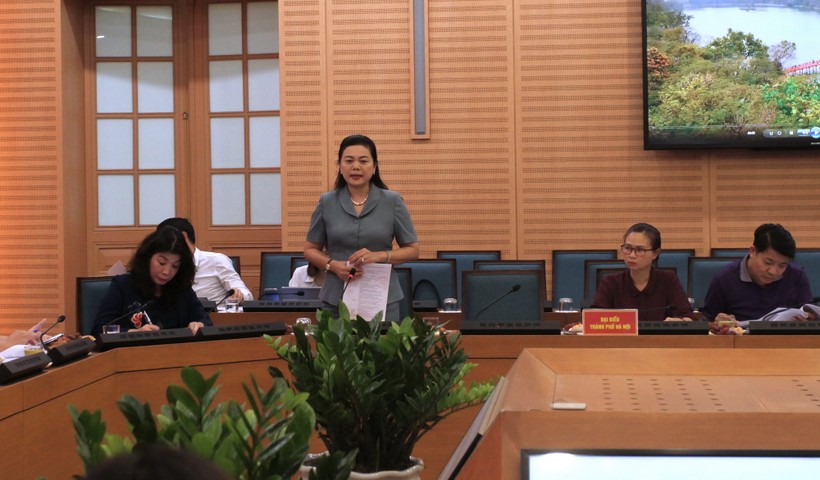 Phó Giám đốc Sở GD&ĐT Hà Nội Trần Lưu Hoa phát biểu.