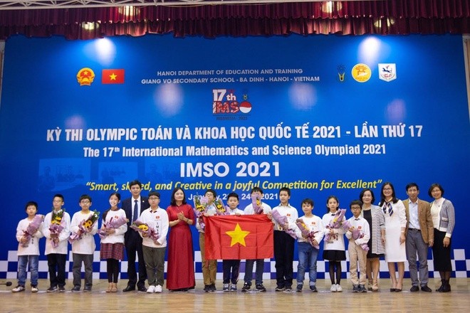 20 trong số 24 học sinh Việt Nam dự thi Olympic Toán học và Khoa học quốc tế IMSO lần thứ 17 giành huy chương. 