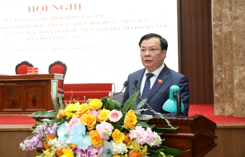 Ông Đinh Tiến Dũng, Ủy viên Bộ Chính trị, Bí thư Thành ủy Hà Nội phát biểu.