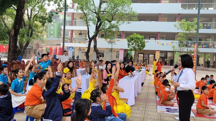 Gần 2500 giáo viên gửi nguyện vọng đến lãnh đạo Hà Nội ảnh 1