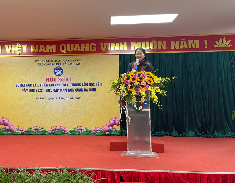 Bà Phạm Thị Diễm - Phó Chủ tịch UBND quận Ba Đình phát biểu.